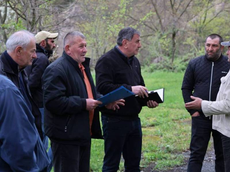 ,სოფლის მხარდაჭერის პროგრამის" ფარგლებში, ცაგერის მუნიციპალიტეტში, პრიორიტეტული პროექტების შერჩევის მიზნით, მოსახლეობასთან შეხვედრები მიმდინარეობს